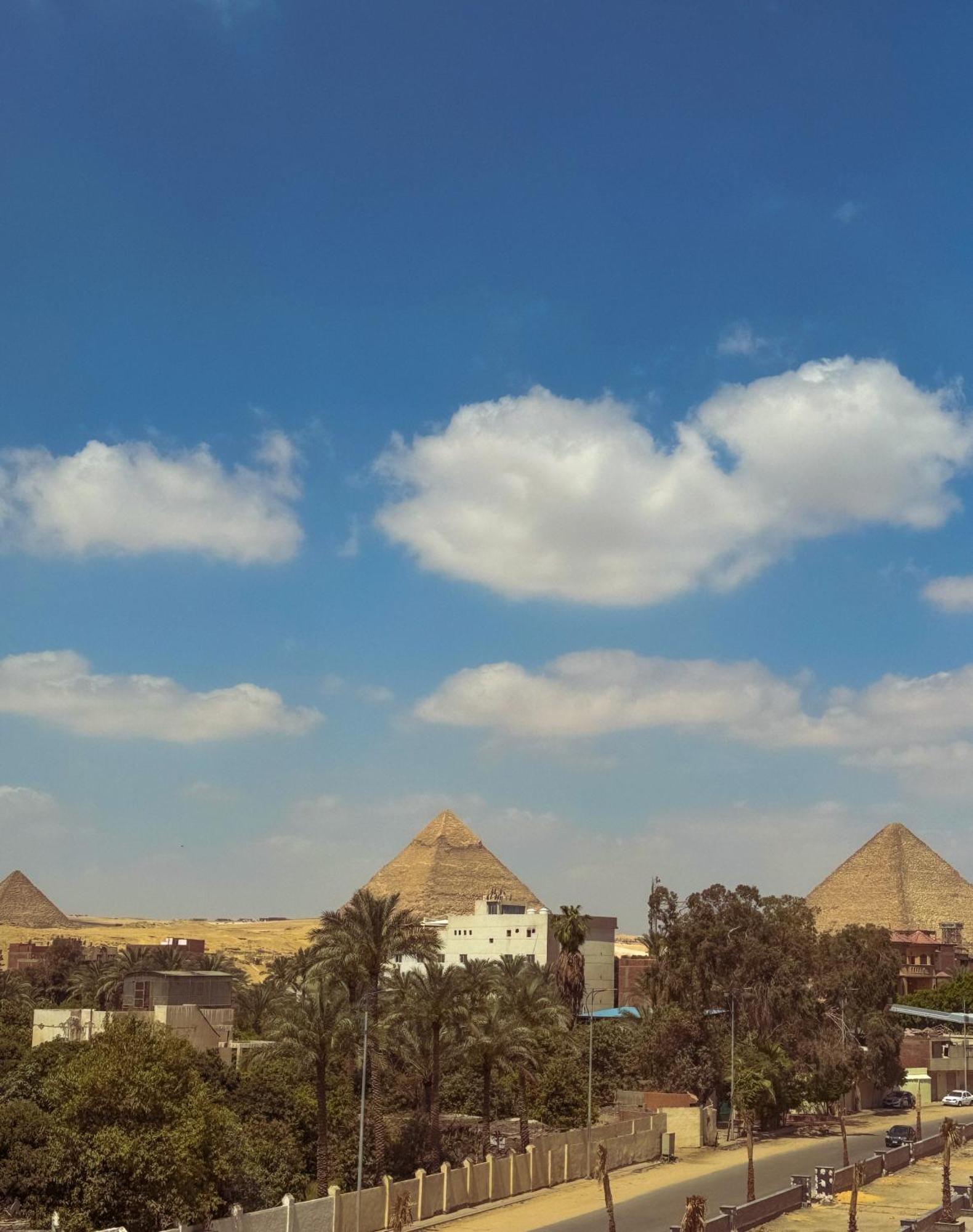 Almas Pyramids Hotel Kafret el-Gabal エクステリア 写真