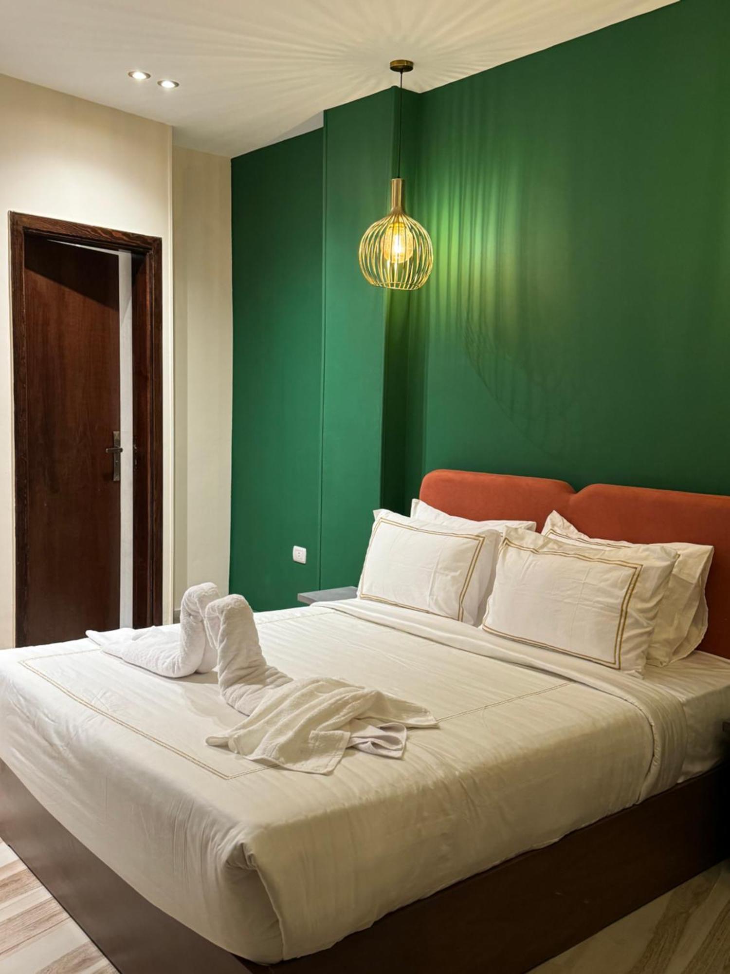 Almas Pyramids Hotel Kafret el-Gabal エクステリア 写真