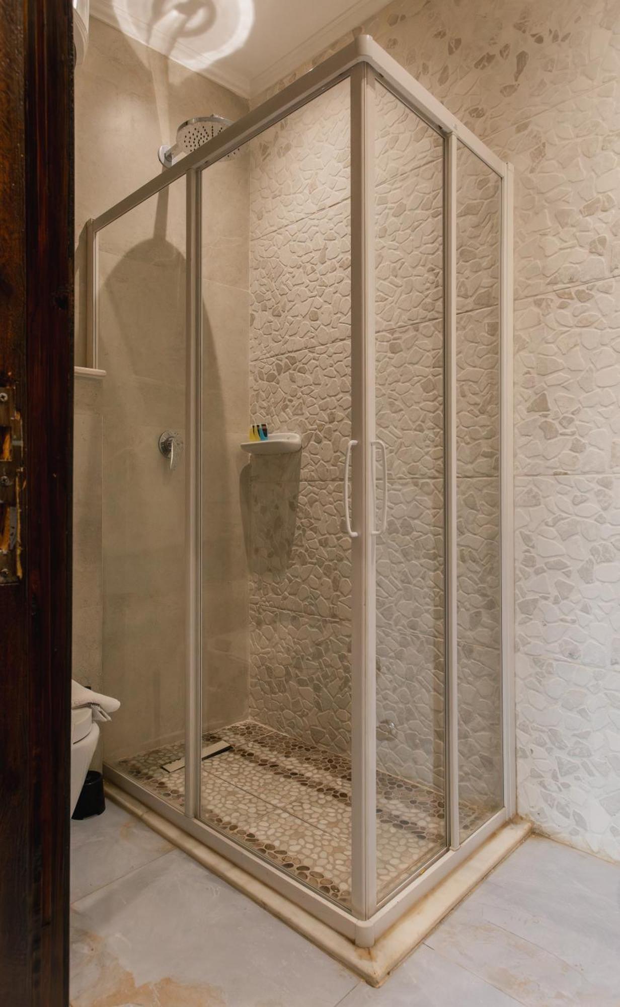 Almas Pyramids Hotel Kafret el-Gabal エクステリア 写真